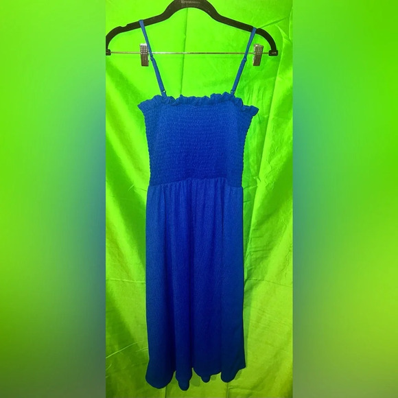 H&M Dress size Medium - Picture 2 of 4